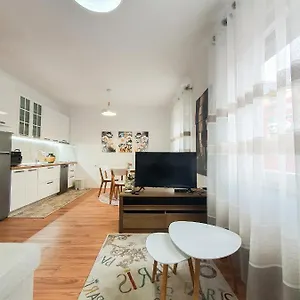  Bed & Breakfast Kodra Albanië